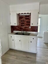 28 7th Ave, Unit #2 in Gloversville, NY - Building Photo - Building Photo