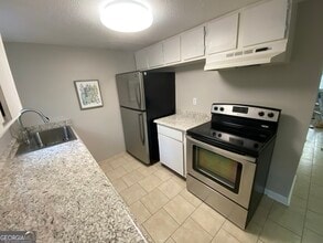 2946 N Dekalb Dr in Atlanta, GA - Building Photo - Building Photo