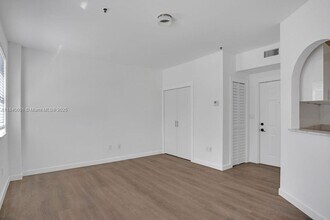 747 Michigan Ave in Miami Beach, FL - Building Photo - Building Photo