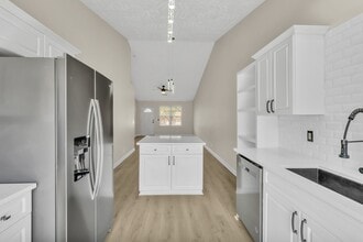 2120 Lebanon Pike in Nashville, TN - Building Photo - Building Photo