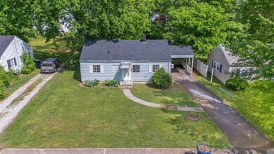 813 Josephine St in Bowling Green, KY - Building Photo - Building Photo