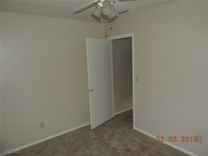 833 Dusk Dr in Las Vegas, NV - Building Photo - Building Photo