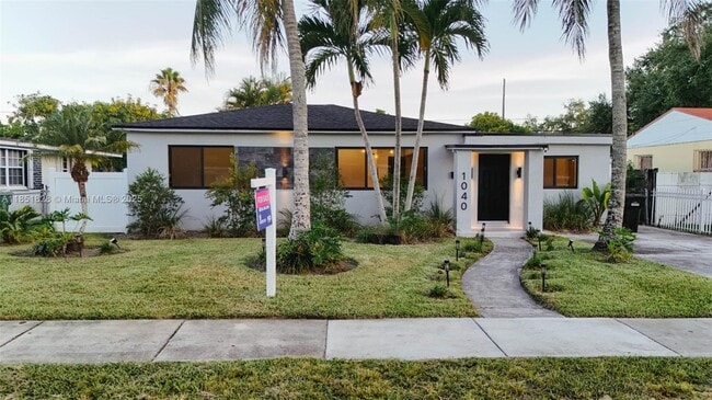 property at 1040 NE 143rd St
