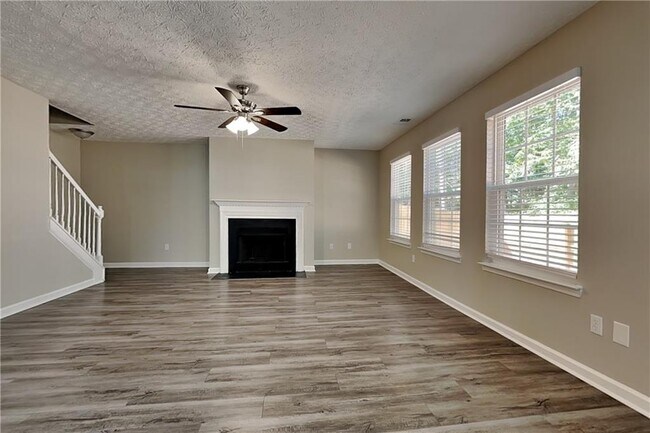 578 Arbor Ridge Dr in Stone Mountain, GA - Building Photo - Building Photo