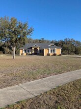 1928 Casa Montego Pl in Plant City, FL - Building Photo - Building Photo