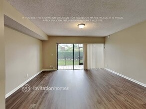 4430 SW 70th Terrace in Davie, FL - Foto de edificio - Building Photo