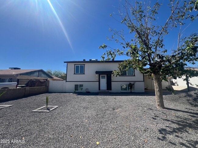 property at 4525 E Alta Vista Rd
