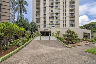 2029 Nuuanu Ave in Honolulu, HI - Building Photo - Building Photo