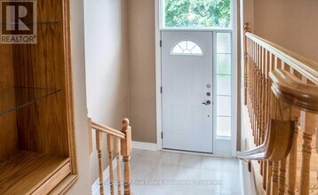 9 Wilton Dr in Brampton, ON - Building Photo - Building Photo