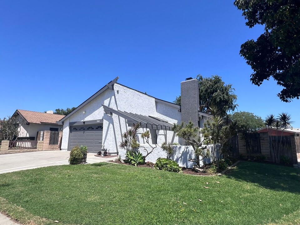 20160 Bouma Ct in Artesia, CA - Building Photo