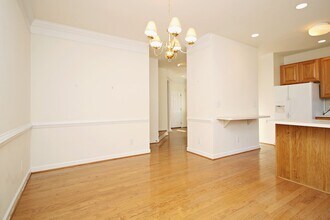 2598 Ravenscroft Way in Charlottesville, VA - Building Photo - Building Photo