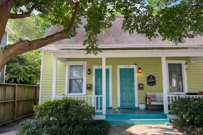 property at 618 Nun St