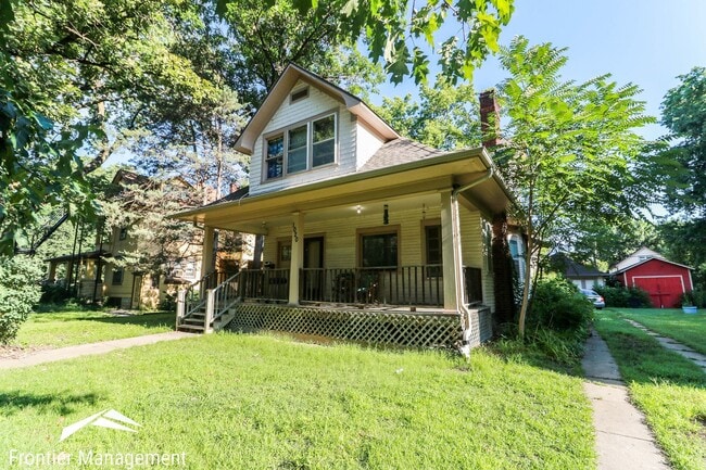 property at 1020 Leavenworth St