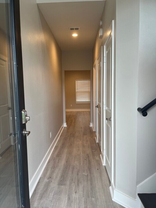 10673 Brothers Ln, Unit B in Flint, TX - Building Photo