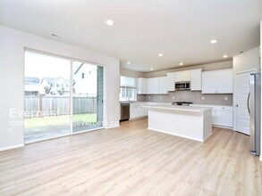 913 Bryant Rd in Sultan, WA - Building Photo - Building Photo