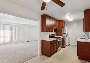 1327 Ashby Ave in Berkeley, CA - Building Photo