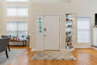 16 Agnew Farm Rd in Armonk, NY - Building Photo - Building Photo