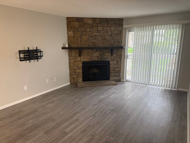 14464 E Colorado Dr in Aurora, CO - Building Photo - Building Photo
