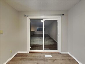 6865 Buckingham Rd in Woodbury, MN - Building Photo - Building Photo