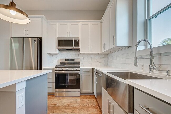 property at 622 Janisch Rd