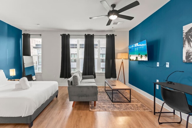 property at 1116 Gramercy Ln