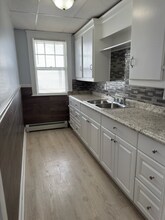 18 Lamoille Ave, Unit 2 in Haverhill, MA - Building Photo - Building Photo