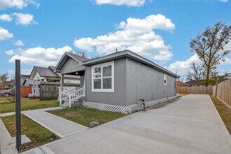 4309 Beggs St in Houston, TX - Building Photo - Building Photo