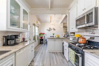 1432 West Ave in Lancaster, CA - Building Photo - Building Photo