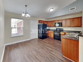 2106 Bimelech Ln in Murfreesboro, TN - Foto de edificio - Building Photo