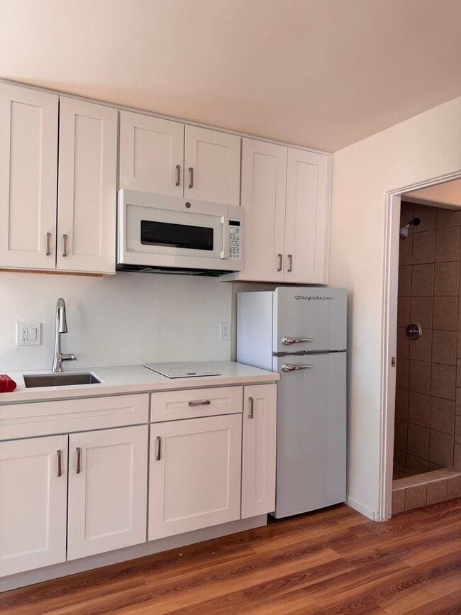 property at 2563 1/2 Wightman St