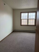 840 Weinert Rd, Unit 209 in West Bend, WI - Building Photo - Building Photo