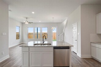 11411 Waterford Spg Trl in Houston, TX - Building Photo - Building Photo
