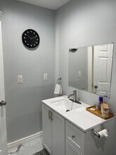 222 Kenilworth St-Unit -226 Kenilworth Street-Unit 2 in Detroit, MI - Foto de edificio - Building Photo