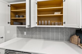 8331 California St in Omaha, NE - Building Photo - Building Photo