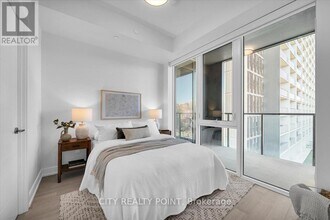 664 Spadina Ave. in Toronto, ON - Building Photo - Building Photo