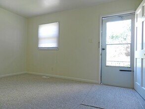 1980 Fair Oaks Dr in Lexington, KY - Building Photo - Building Photo