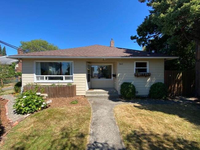 property at 2612 Eldridge Ave