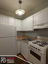 832 W Wolfram St, Unit 837-102 in Chicago, IL - Building Photo - Building Photo