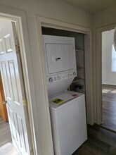 235 W Hall St in Leland, IL - Foto de edificio - Building Photo