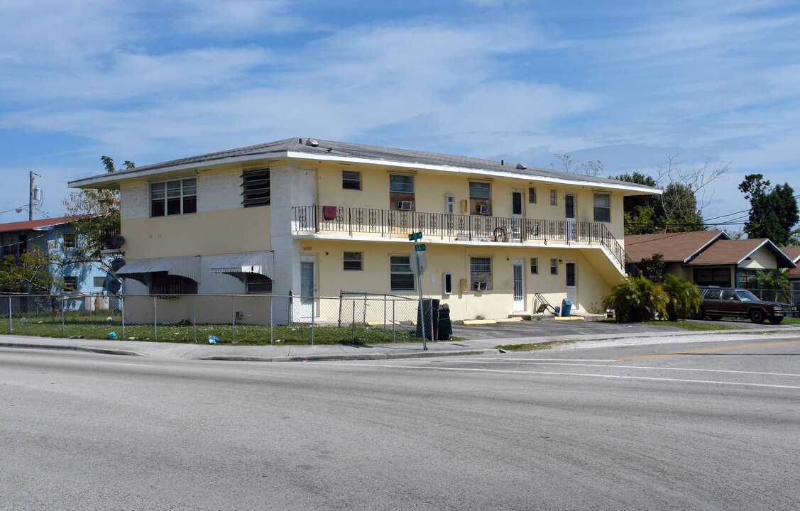 6401 NW 12th Ave in Miami, FL - Building Photo