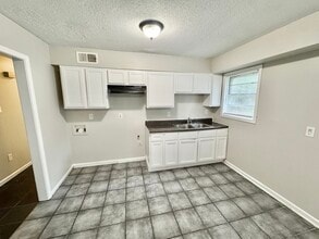 3353 Elk Point Dr in Memphis, TN - Building Photo - Building Photo