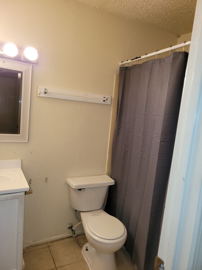 8327 Ned Ave, Unit D in Baton Rouge, LA - Building Photo - Building Photo