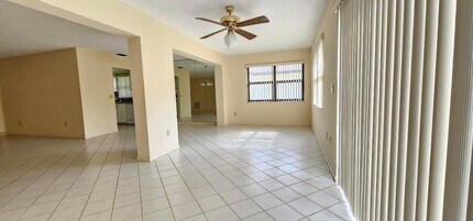 6266 Blue Baneberry Ln in Greenacres, FL - Building Photo - Building Photo