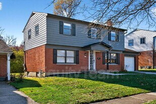 517 Brunswick Dr in Cincinnati, OH - Building Photo