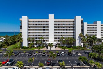 Bryn Mawr Ocean Tower in Hutchinson Island, FL - Building Photo - Building Photo