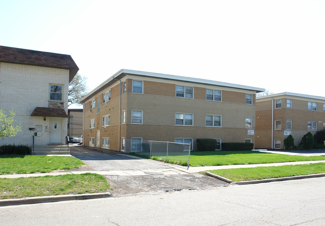 1971 N 19th Ave in Melrose Park, IL - Building Photo