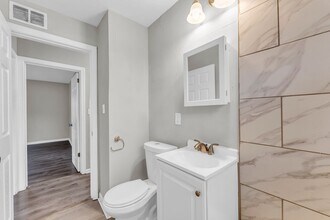 1092 Peerless Ave in Akron, OH - Building Photo - Building Photo