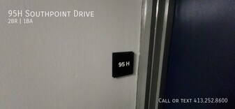 95 Southpoint Dr in Amherst, MA - Building Photo