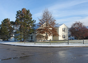 7460 Huntington Dr Apartments