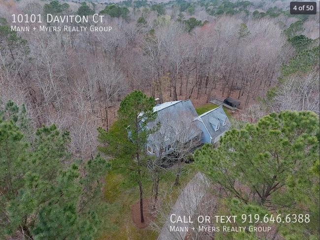 property at 10101 Daviton Ct